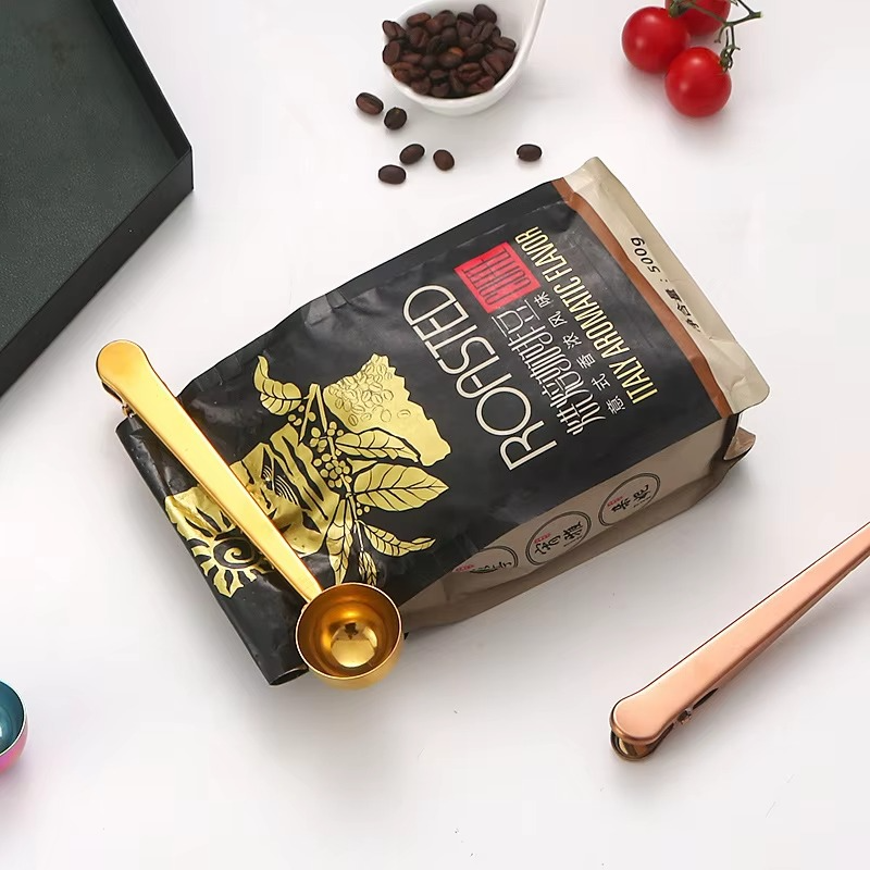 2-in-1 Coffee Scoop Clip