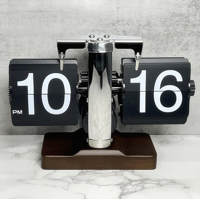 Retro Flip Table Clock