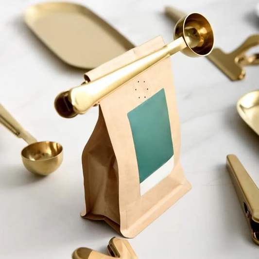 2-in-1 Coffee Scoop Clip