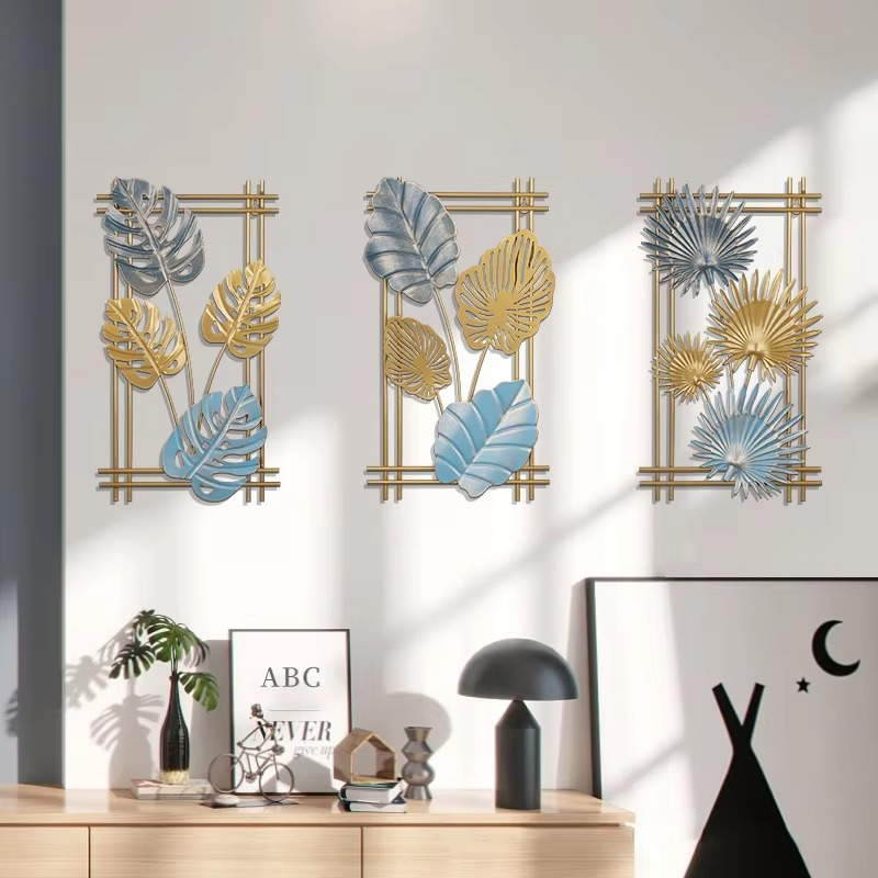 Modern Gold Leaf Metal Wall Art – Where Nature Meets Modern Elegance